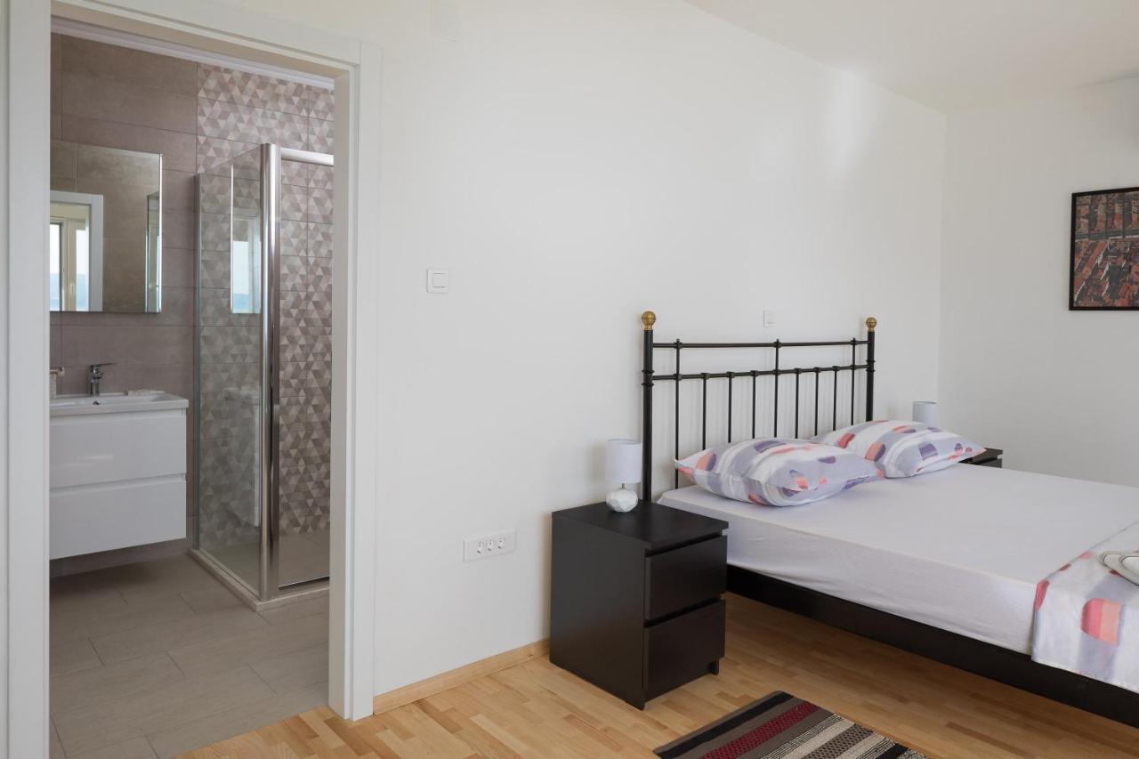 Absolute Beach Villa Omiš Dış mekan fotoğraf